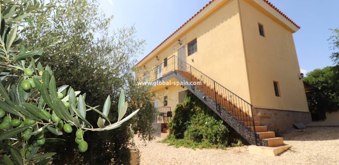 Resale - Country Property/Finca - Huercal-Overa