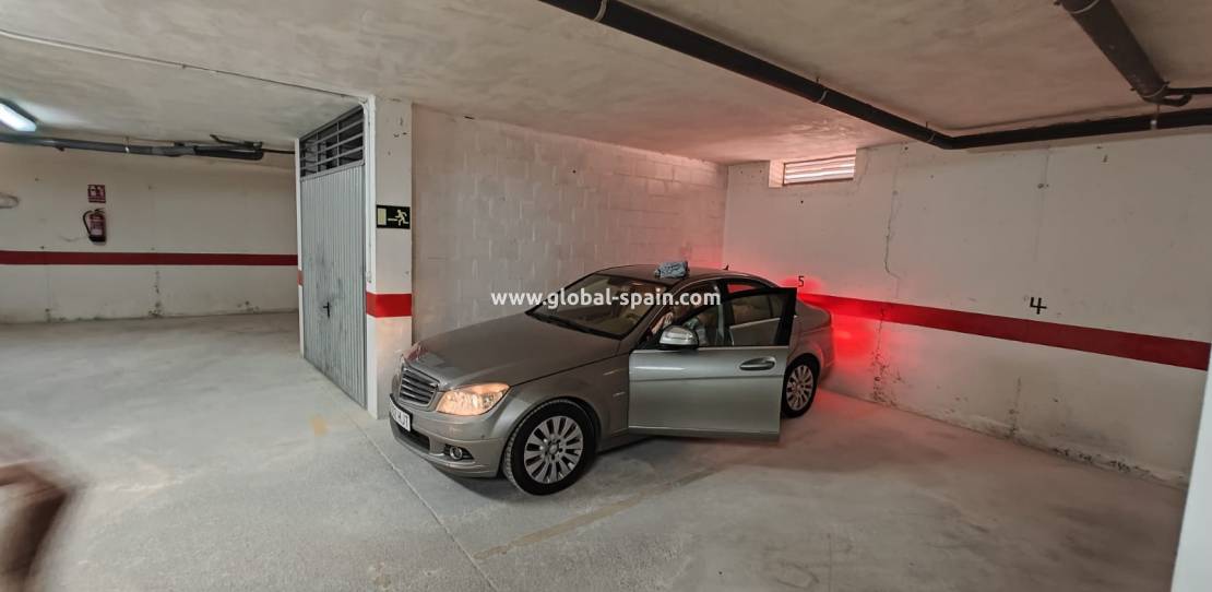 Revente - Parking Space / Garage - Torrevieja - Playa de los Locos