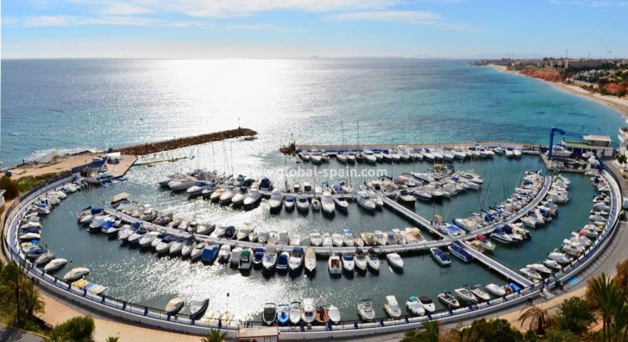 The benefits of invest in the Costa Blanca, the pearl of the Mediterranean 