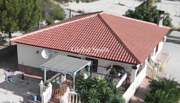 5. Finca / Country Property - Resale - FORTUNA -
                Fortuna