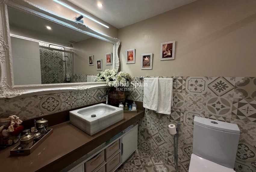 Alquiler a corto plazo - APARTAMENTO -
ALTEA - Olla Altea