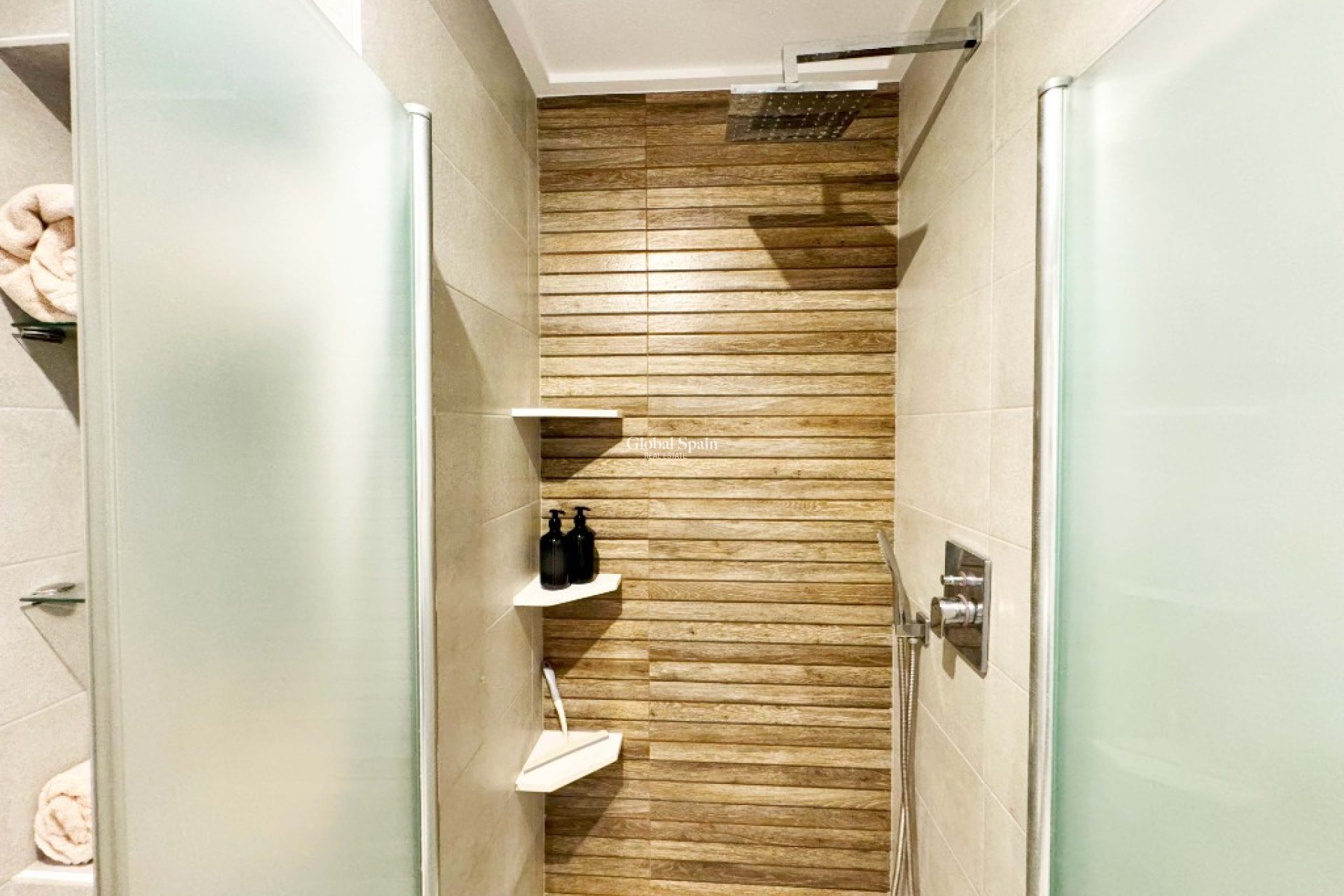 Alquiler a corto plazo - Apartamento -
PUNTA PRIMA