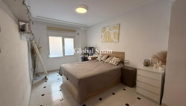 Apartament - Odsprzedaż - DENIA -
                Center