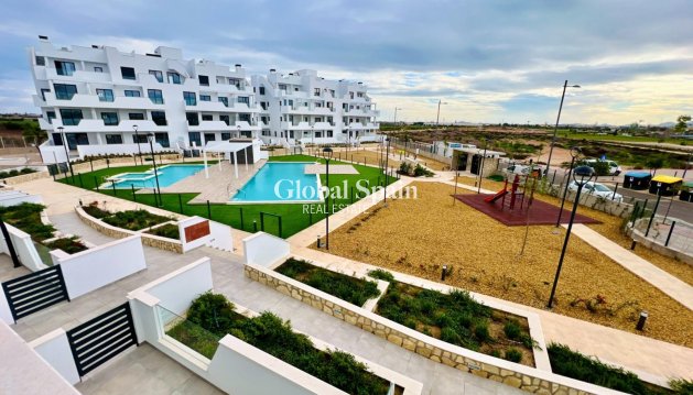 Apartament - Odsprzedaż - LOS ALCÁZARES -
                LOS ALCÁZARES