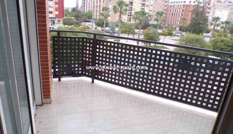 Apartament - Odsprzedaż - Murcia - 