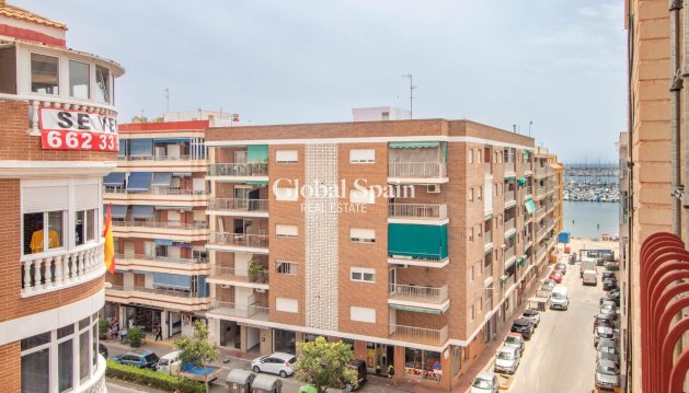 Apartament - Odsprzedaż - TORREVIEJA -
                Acequion