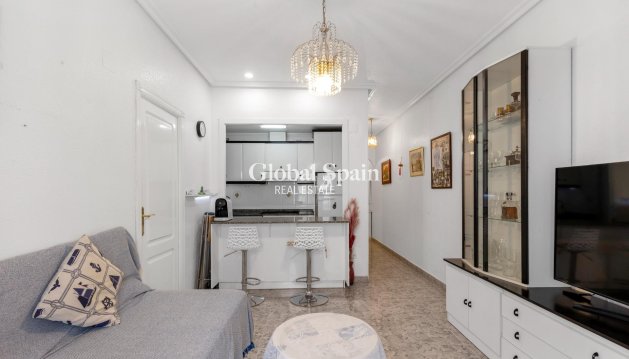 Apartament - Odsprzedaż - TORREVIEJA -
                Centro - Muelle Pesquero