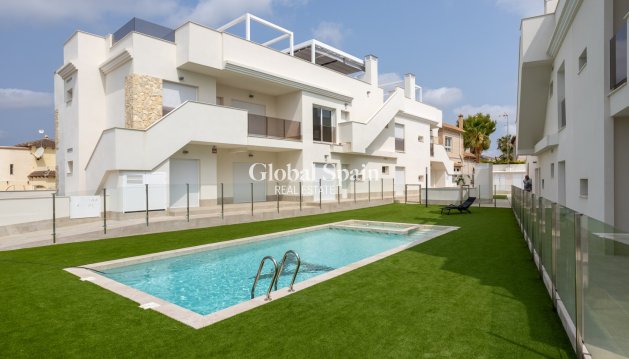 APARTAMENTO - Venta - SAN MIGUEL DE SALINAS -
                Inland