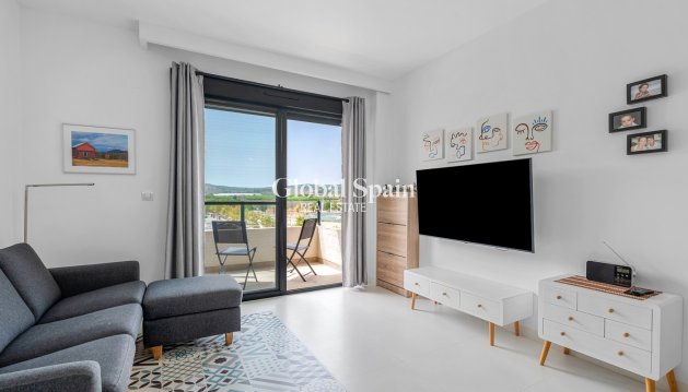 APARTAMENTO - Venta - SAN MIGUEL DE SALINAS -
                Inland