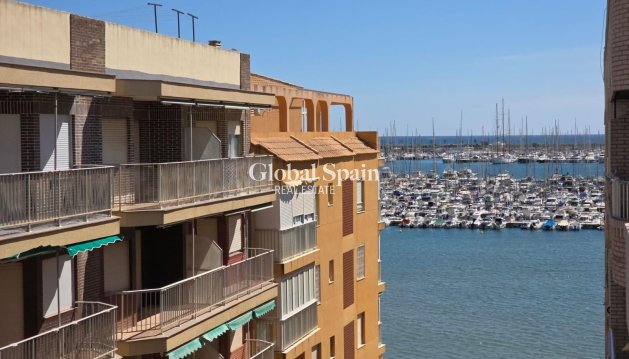 APARTAMENTO - Venta - TORREVIEJA -
                Acequion