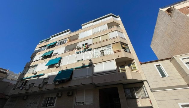 APARTAMENTO - Venta -
                TORREVIEJA - GI-39450