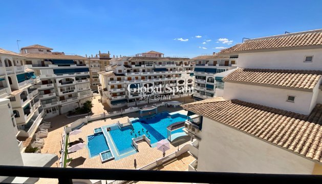 APARTAMENTO - Venta - TORREVIEJA -
                La Mata