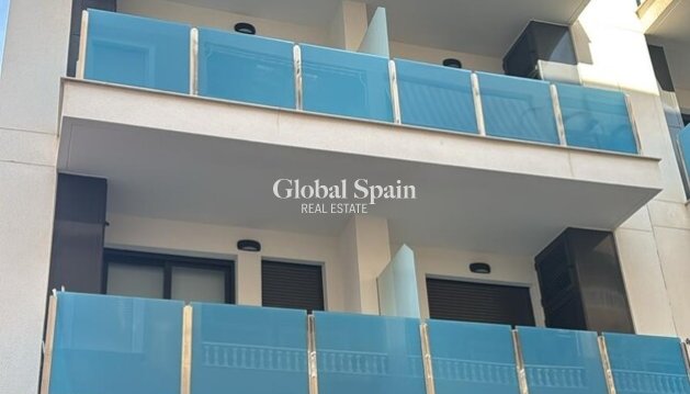 APARTAMENTO - Venta - TORREVIEJA -
                Playa del Cura