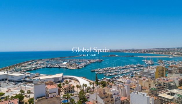 APARTAMENTO - Venta - TORREVIEJA -
                Puerto Deportivo