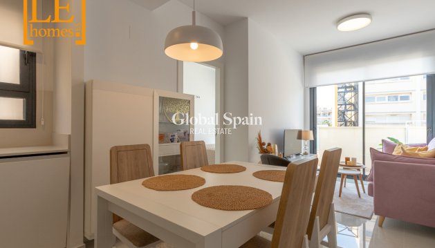 APARTAMENTO - Venta - TORREVIEJA -
                Torrevieja