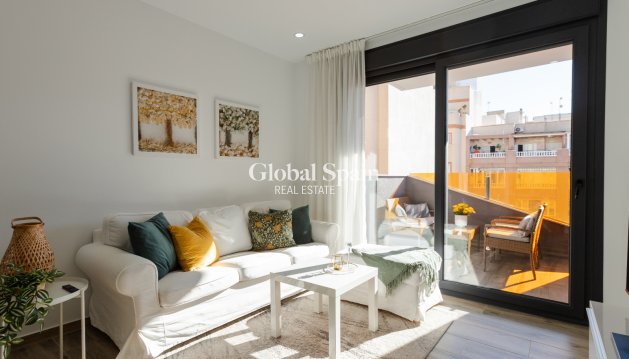 APARTAMENTO - Venta - TORREVIEJA -
                Torrevieja