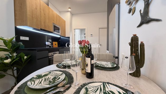 APARTAMENTO - Venta - TORREVIEJA -
                Torrevieja