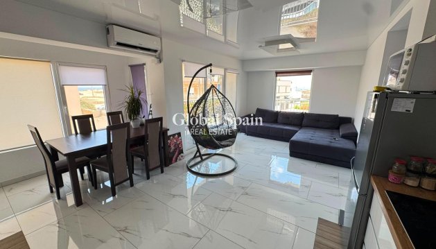 APARTAMENTO - Venta - TORREVIEJA -
                Zona Los Frutales