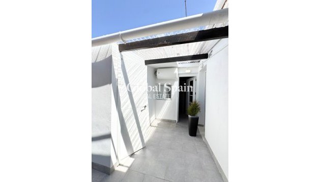 Apartment - Flat - Resale - TORREVIEJA -
                Torrevieja Centro