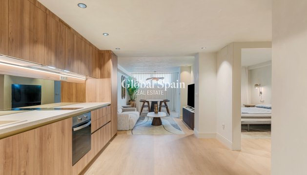 APARTMENT - Resale - ALICANTE -
                Alicante