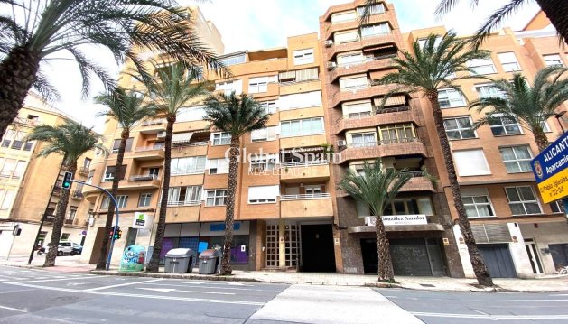 APARTMENT - Resale - ALICANTE -
                Costa Blanca
