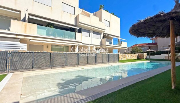 APARTMENT - Resale -
                CABO DE PALOS - GSR-14511