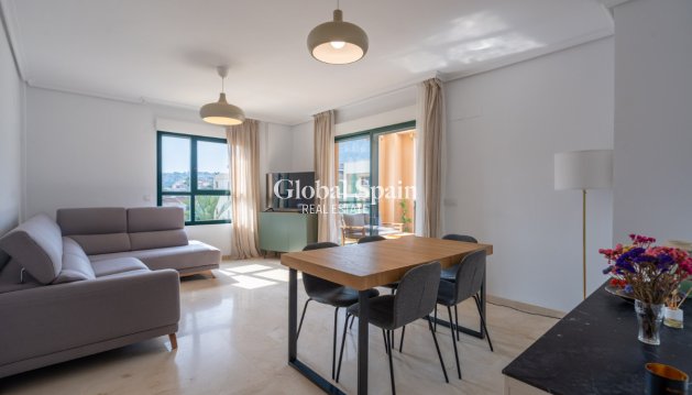 APARTMENT - Resale - DENIA -
                Port