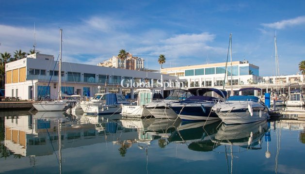 APARTMENT - Resale - DENIA -
                Port