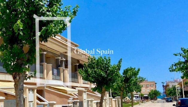 APARTMENT - Resale - LOS ALCÁZARES -
                LOS ALCÁZARES