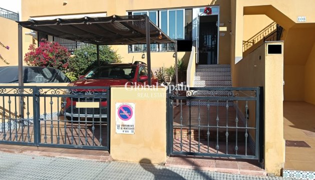 APARTMENT - Resale - LOS MONTESINOS -
                Costa Blanca