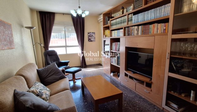 APARTMENT - Resale - MURCIA -
                San Benito-patiño