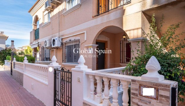 APARTMENT - Resale - ORIHUELA COSTA -
                La Regia