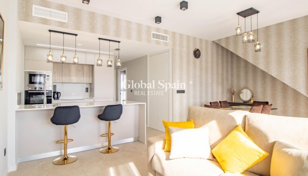 Apartment - Resale - ORIHUELA COSTA -
                Punta Prima