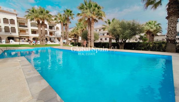 Apartment - Resale - ORIHUELA COSTA -
                VILLAMARTÍN