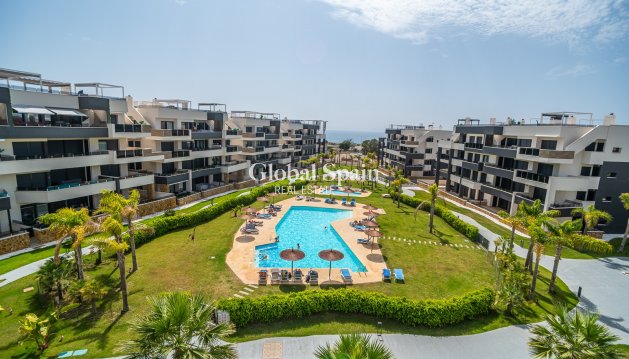 APARTMENT - Resale - PLAYA FLAMENCA -
                PLAYA FLAMENCA