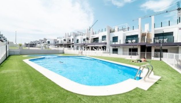 APARTMENT - Resale - SAN MIGUEL DE SALINAS -
                Inland