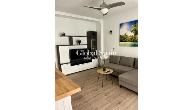 Apartment - Resale - TORREVIEJA -
                Acequion