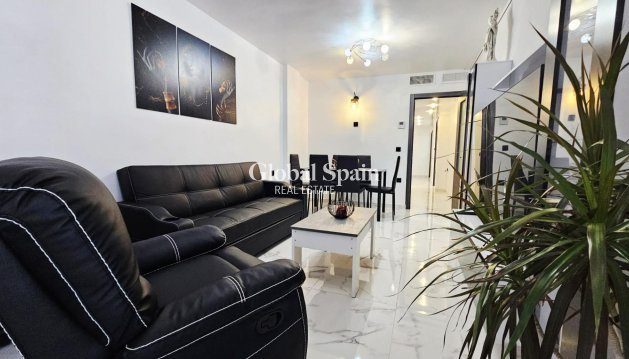 APARTMENT - Resale - TORREVIEJA -
                Acequion