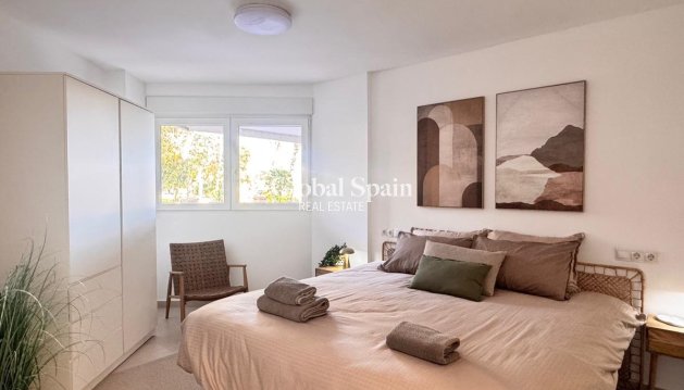 APARTMENT - Resale - TORREVIEJA -
                Acequion