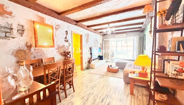 APARTMENT - Resale - TORREVIEJA -
                Acequion