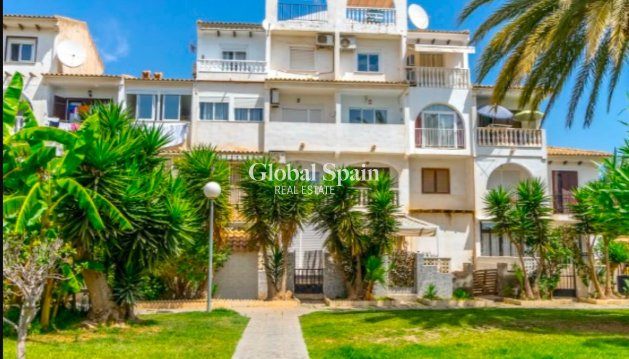 APARTMENT - Resale - TORREVIEJA -
                Calas blanca