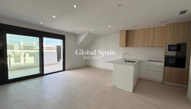 APARTMENT - Resale - TORREVIEJA -
                Costa Blanca