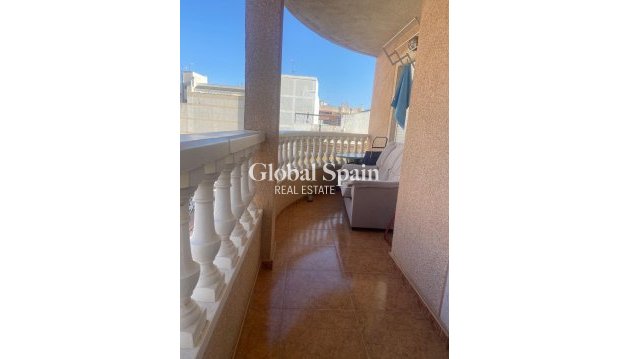 APARTMENT - Resale - TORREVIEJA -
                Costa Blanca