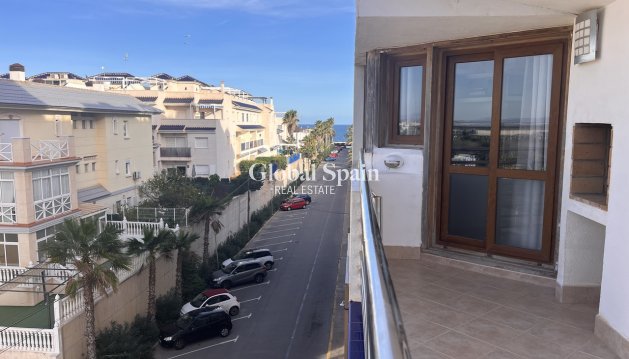 APARTMENT - Resale - TORREVIEJA -
                Costa Blanca