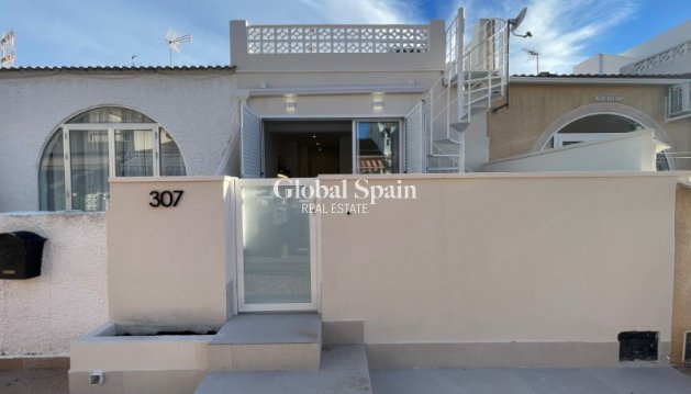 APARTMENT - Resale - TORREVIEJA -
                Costa Blanca