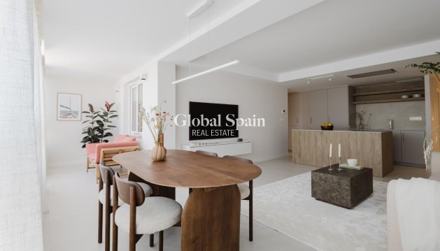 APARTMENT - Resale - TORREVIEJA -
                Costa Blanca