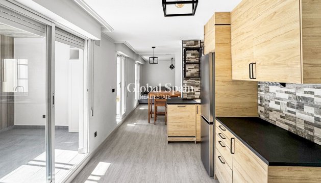 APARTMENT - Resale - TORREVIEJA -
                Costa Blanca