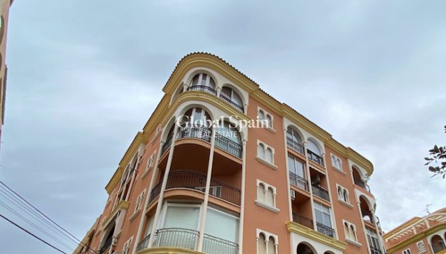 APARTMENT - Resale - TORREVIEJA -
                Costa Blanca