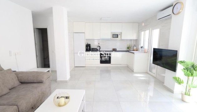 APARTMENT - Resale - TORREVIEJA -
                Costa Blanca