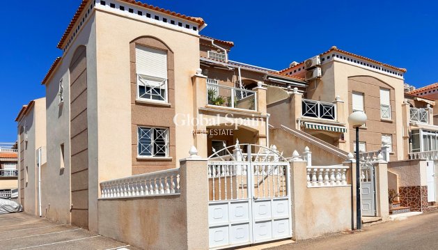APARTMENT - Resale - TORREVIEJA -
                Costa Blanca